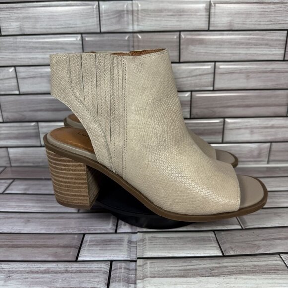 Lucky Brand Women's Tovinna Taupe Leather Block‎ Heel Sandal Shoe Size 6-NEW - Picture 1 of 6